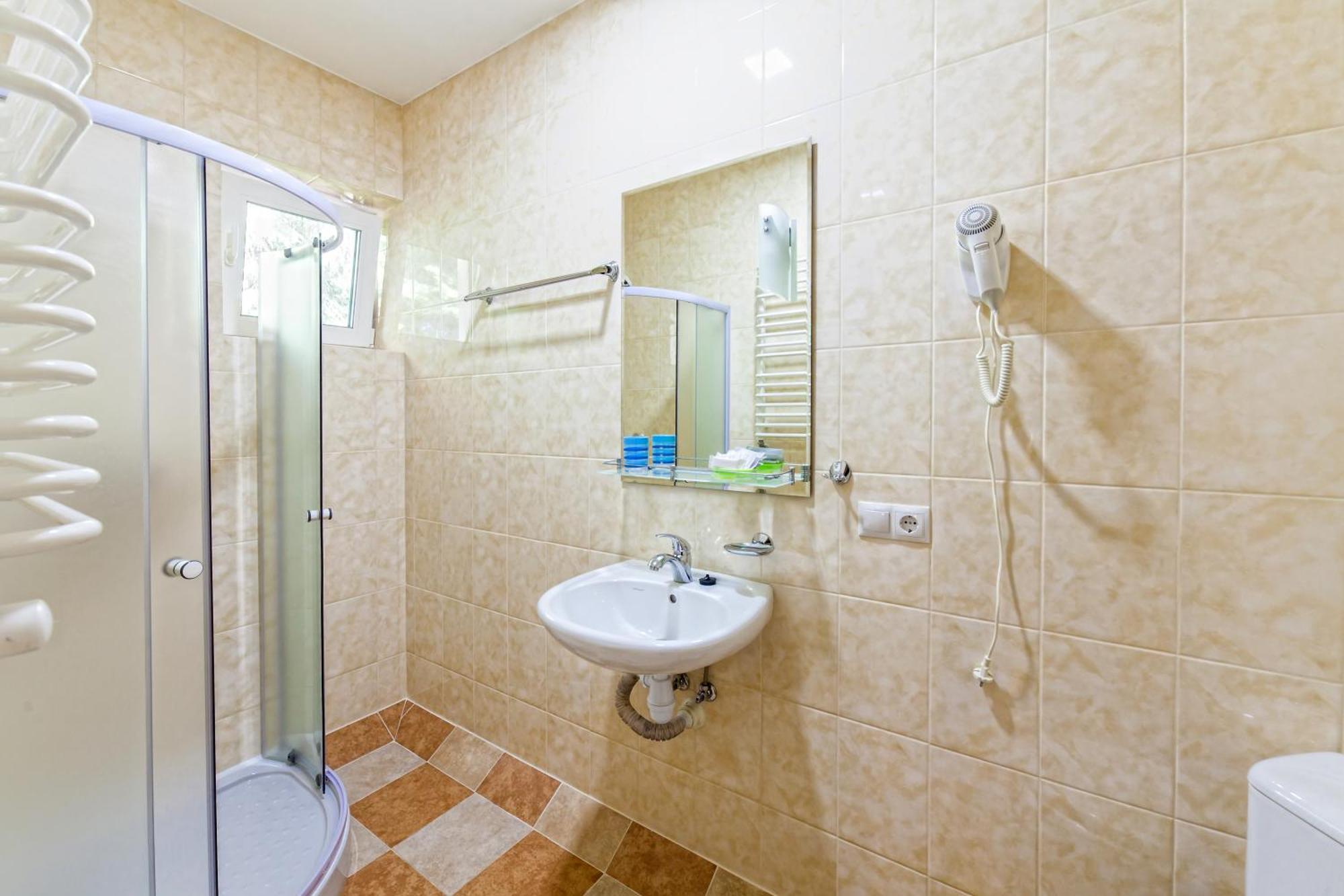 Alpiyskiy Yablunytsya Habitación foto