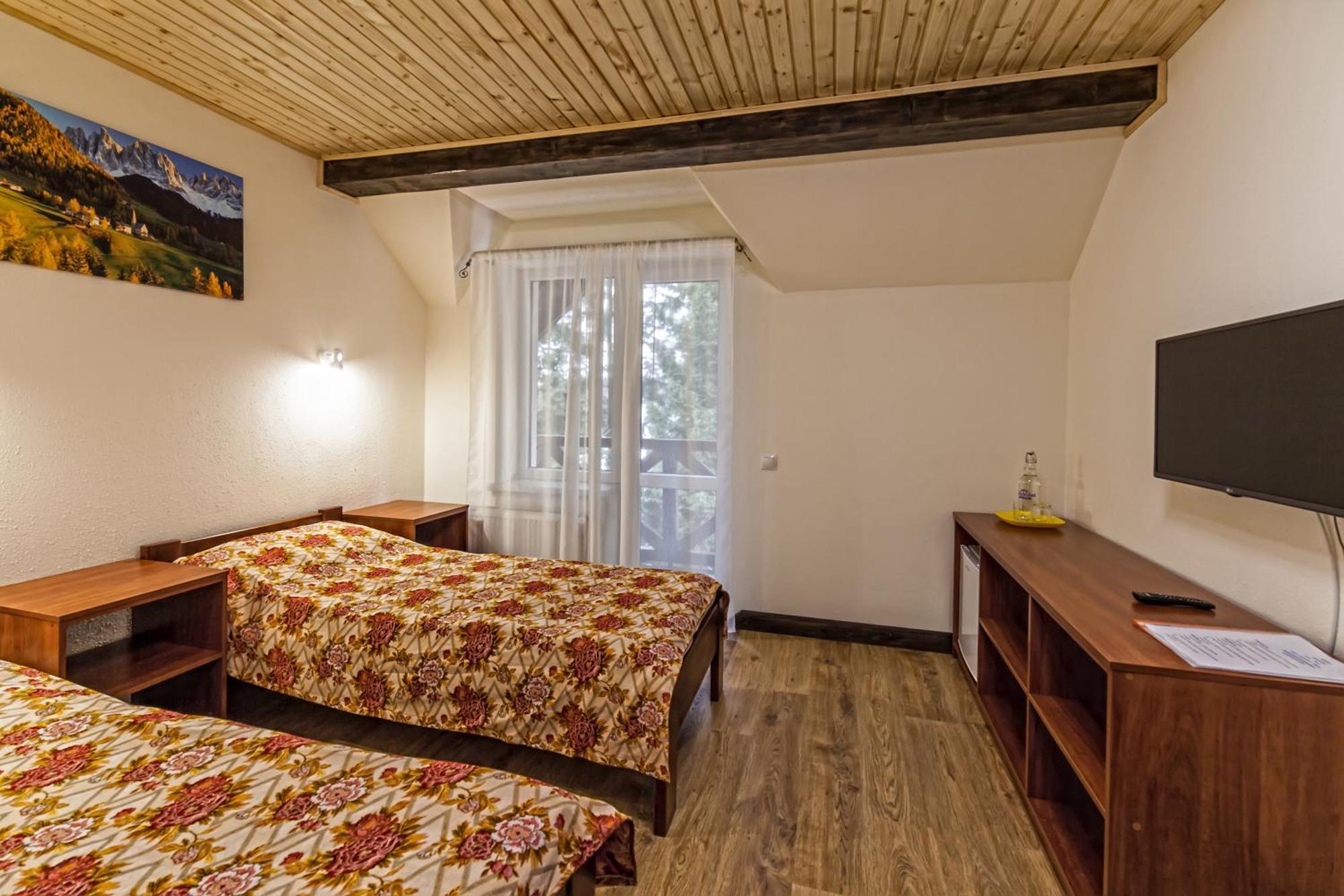 Alpiyskiy Yablunytsya Habitación foto