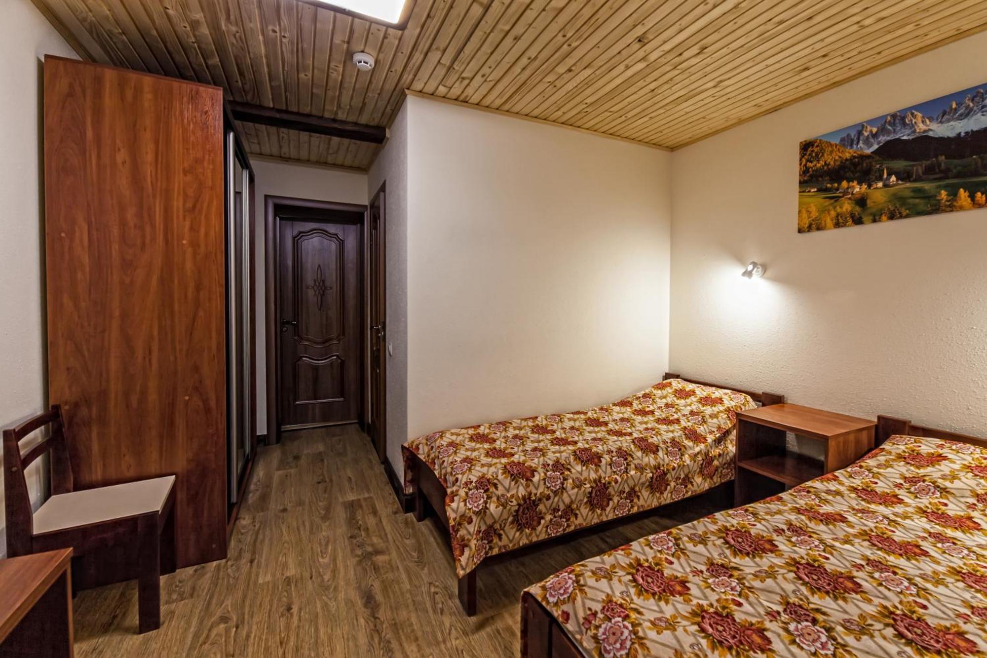 Alpiyskiy Yablunytsya Habitación foto