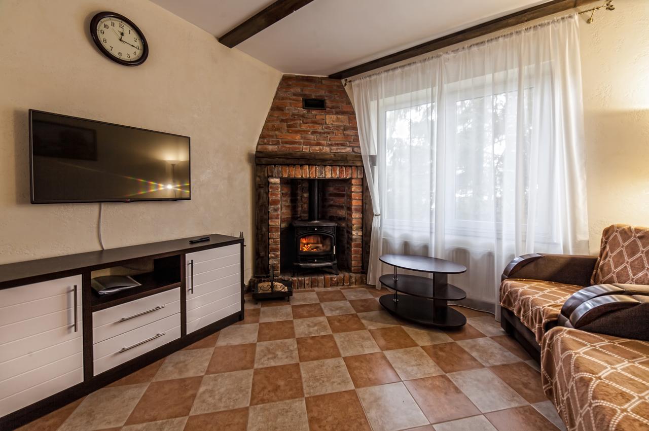 Alpiyskiy Yablunytsya Habitación foto